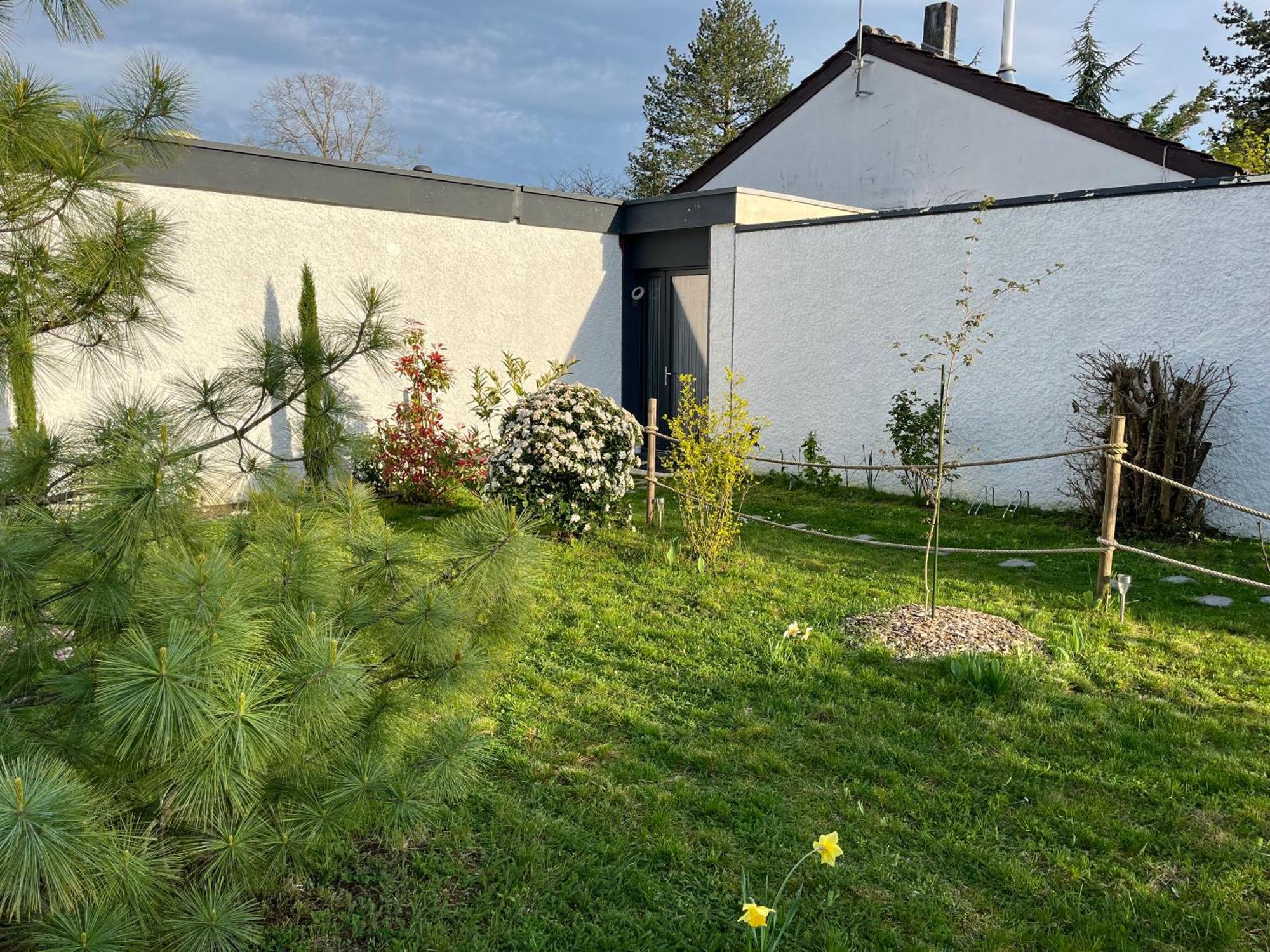 Les Pins De Talant , Au Calme En Rez De Jardin公寓 外观 照片